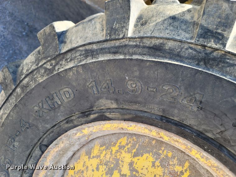 image for item DM4200 2011 Bomag MPH364-2 recycler