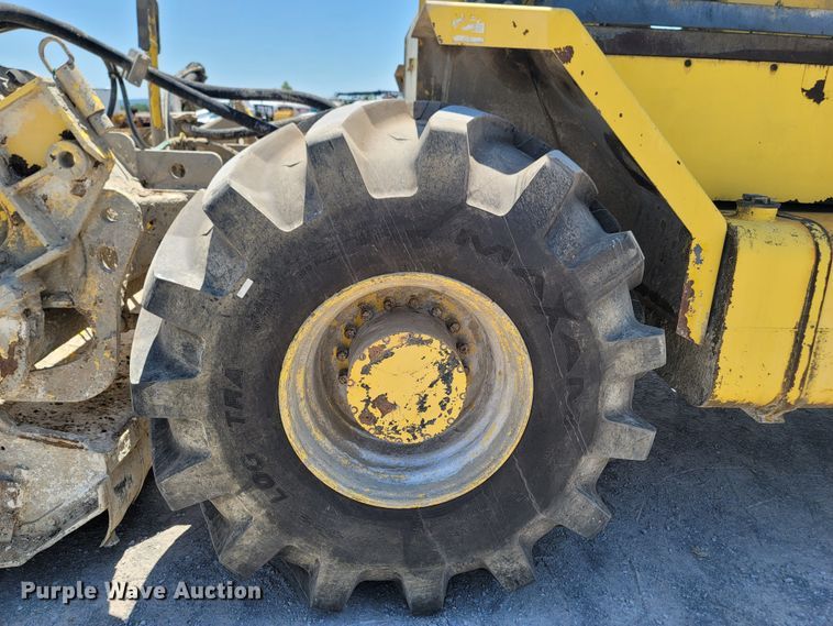 image for item DM4200 2011 Bomag MPH364-2 recycler