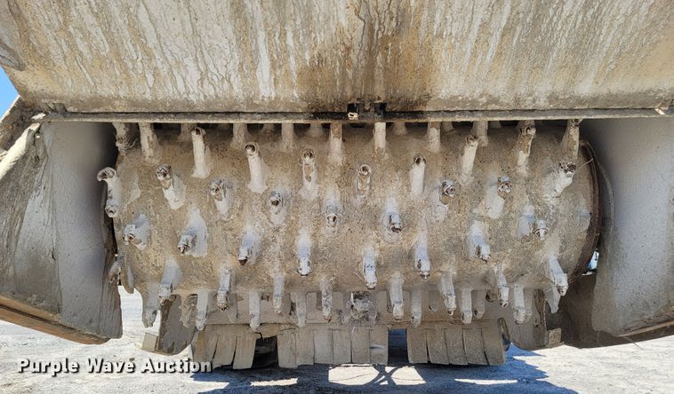 image for item DM4200 2011 Bomag MPH364-2 recycler