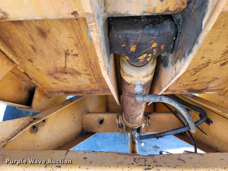 image for item DM4201 1999 Mustang 200D power buggy