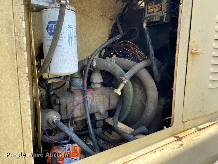 image for item DM4217 1998 JLG 40H  boom lift