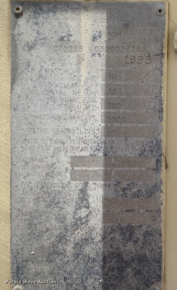 image for item DM4217 1998 JLG 40H  boom lift