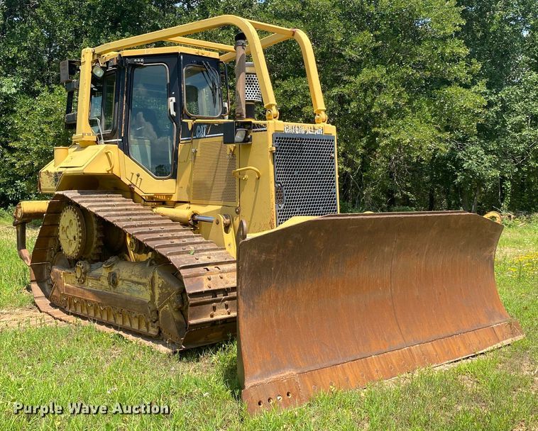 image for item DM4220 1999 Caterpillar D6M XL  dozer