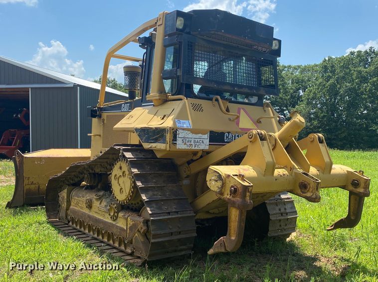 image for item DM4220 1999 Caterpillar D6M XL  dozer