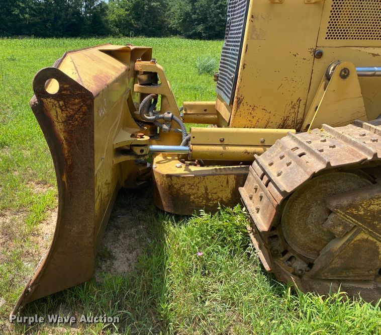 image for item DM4220 1999 Caterpillar D6M XL  dozer