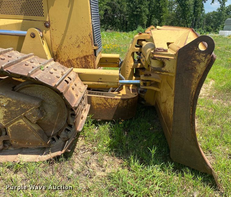 image for item DM4220 1999 Caterpillar D6M XL  dozer
