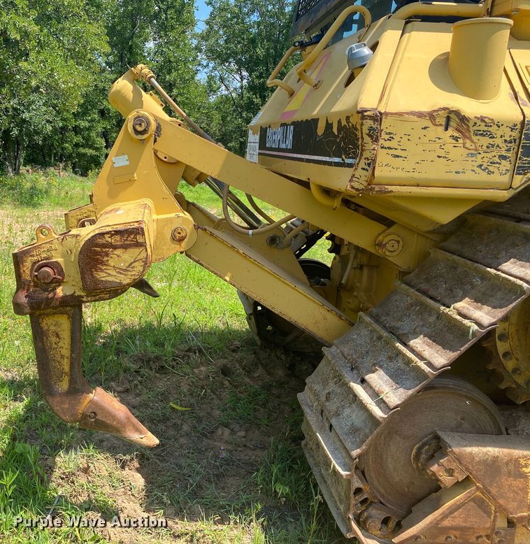 image for item DM4220 1999 Caterpillar D6M XL  dozer