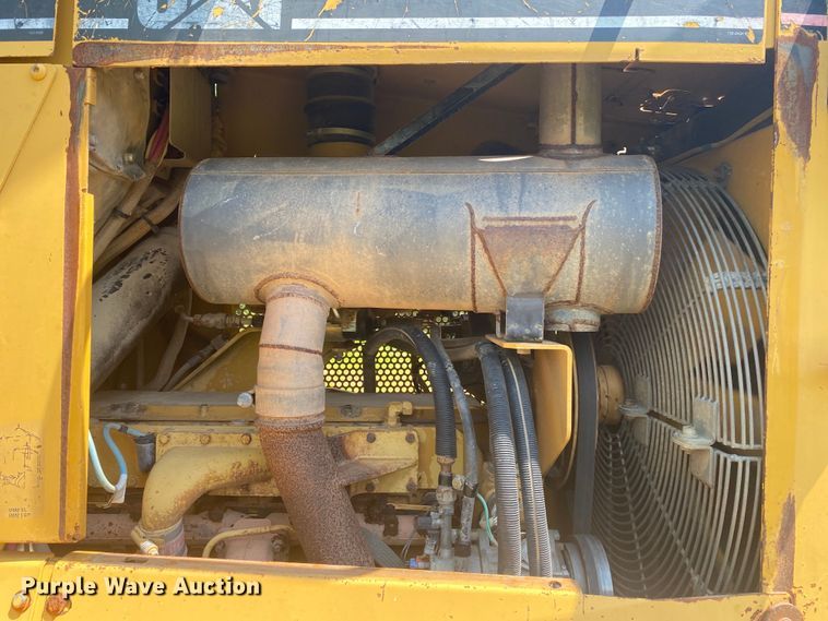 image for item DM4220 1999 Caterpillar D6M XL  dozer