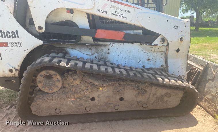 image for item DM4223 2015 Bobcat T870  tracked skid steer loader