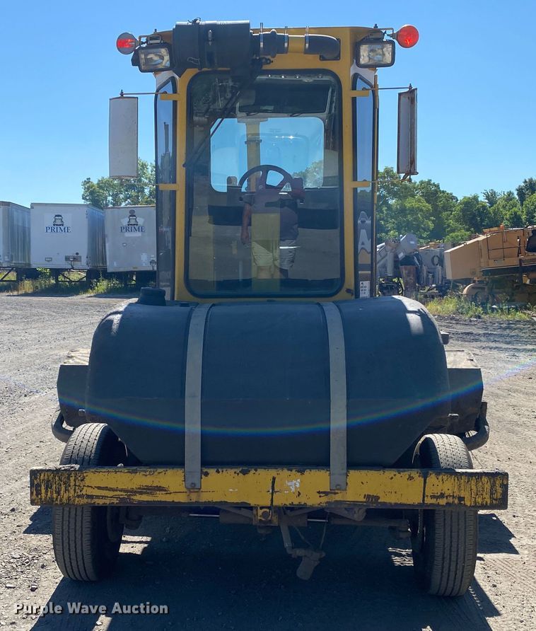 image for item DM4230 2014 Superior Broom DT80K  broom