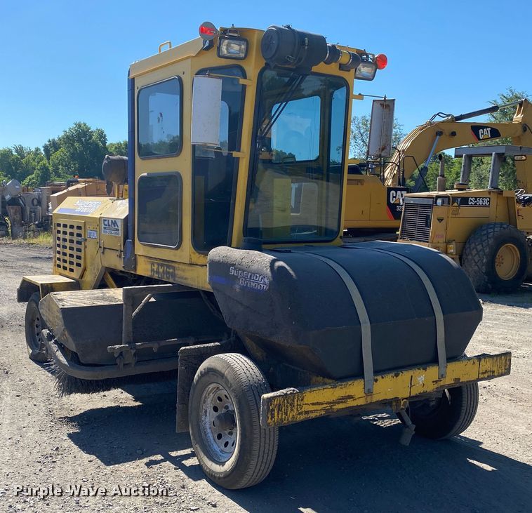 image for item DM4230 2014 Superior Broom DT80K  broom