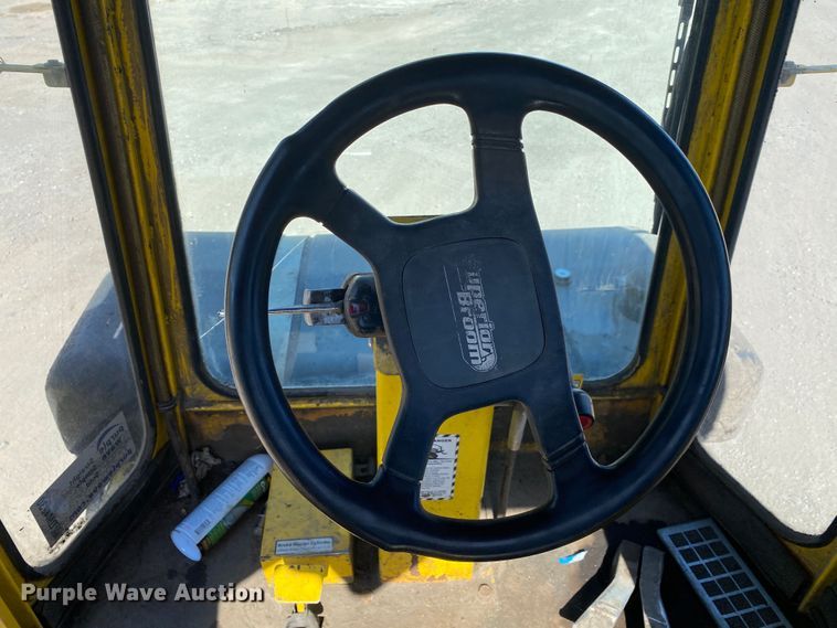 image for item DM4230 2014 Superior Broom DT80K  broom