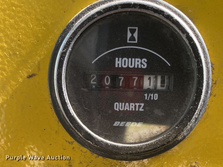 image for item DM4230 2014 Superior Broom DT80K  broom