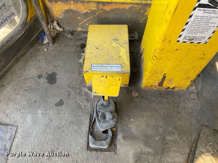 image for item DM4230 2014 Superior Broom DT80K  broom