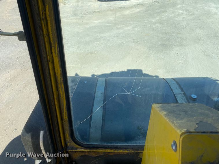 image for item DM4230 2014 Superior Broom DT80K  broom