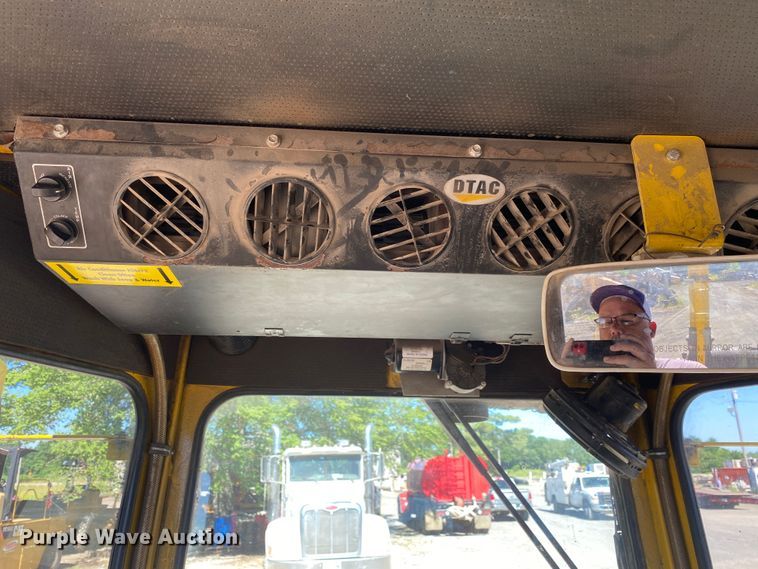 image for item DM4230 2014 Superior Broom DT80K  broom