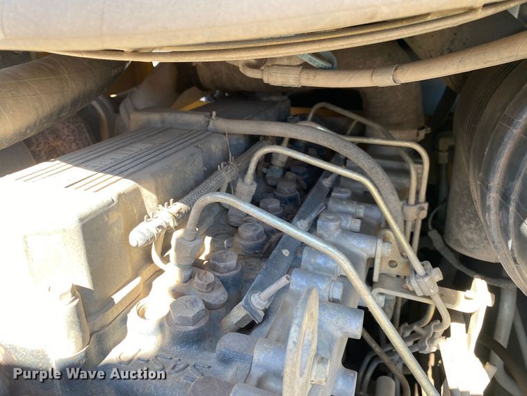 image for item DM4231 2006 Caterpillar 252B  skid steer loader