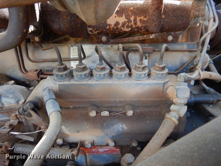 image for item DM4234 1985 Mack R686ST  dump truck