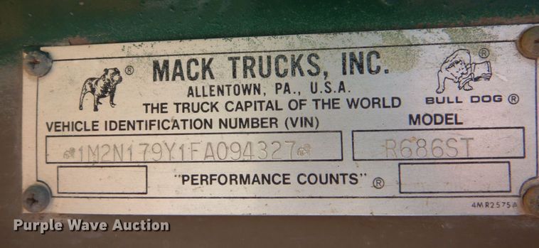 image for item DM4234 1985 Mack R686ST  dump truck