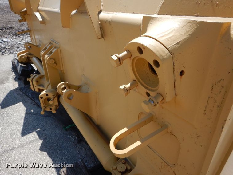 image for item DM4475 Komatsu 355  dozer blade