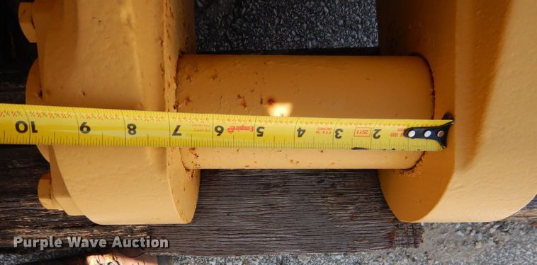 image for item DM4475 Komatsu 355  dozer blade