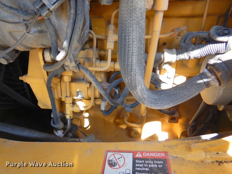 image for item DM6135 2009 John Deere 410J  backhoe