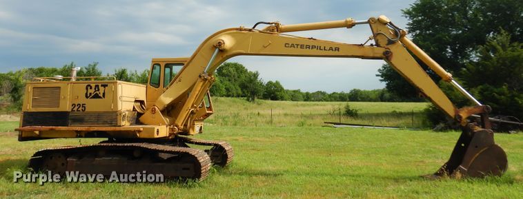 image for item DN0412 1974 Caterpillar 225  excavator