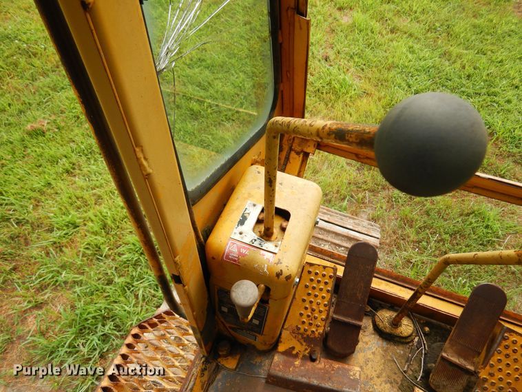 image for item DN0412 1974 Caterpillar 225  excavator