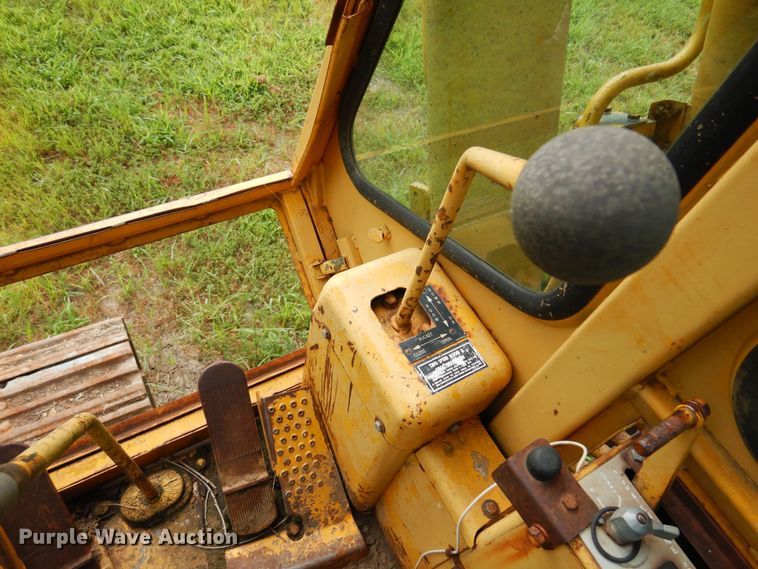 image for item DN0412 1974 Caterpillar 225  excavator