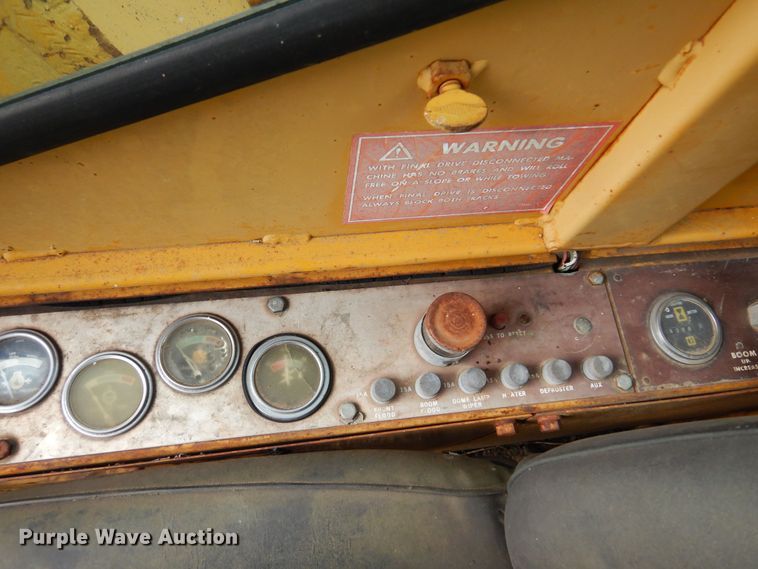 image for item DN0412 1974 Caterpillar 225  excavator