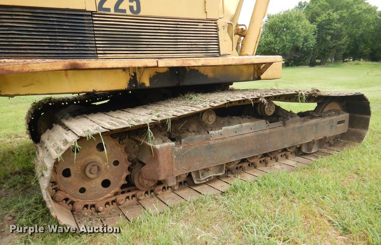 image for item DN0412 1974 Caterpillar 225  excavator