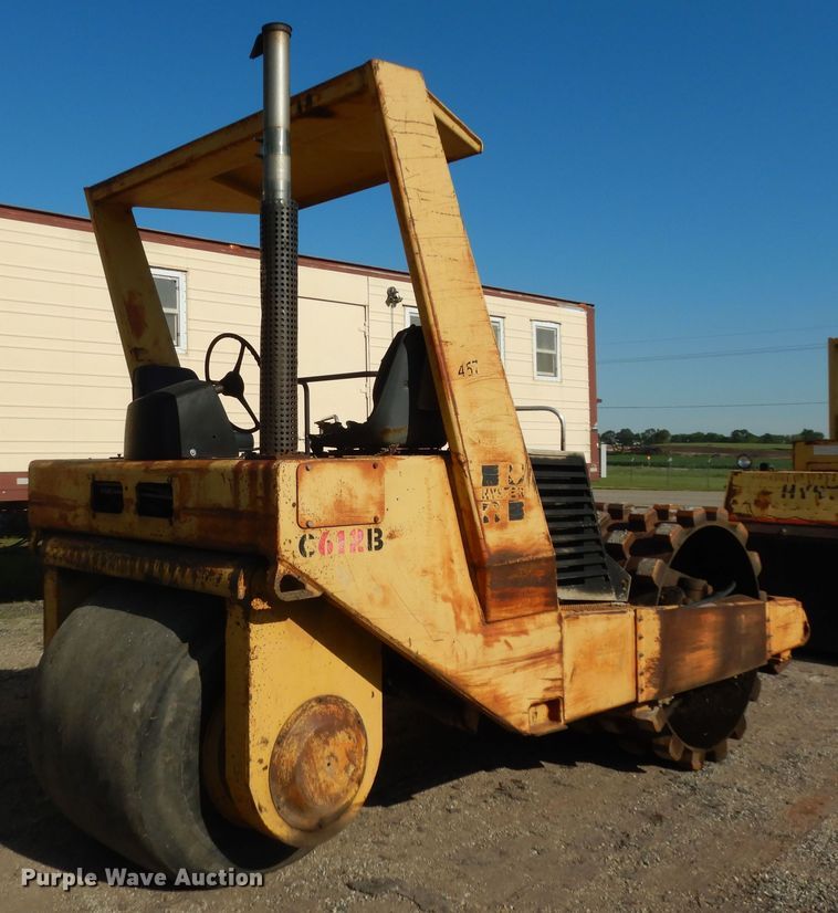 image for item DN1646 1985 Hyster C612B  single drum vibratory roller