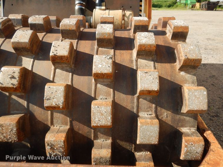 image for item DN1646 1985 Hyster C612B  single drum vibratory roller