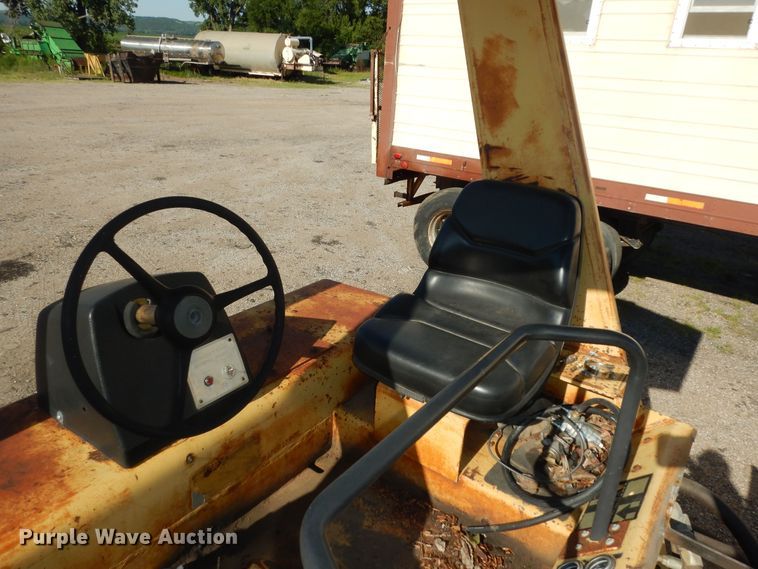 image for item DN1646 1985 Hyster C612B  single drum vibratory roller