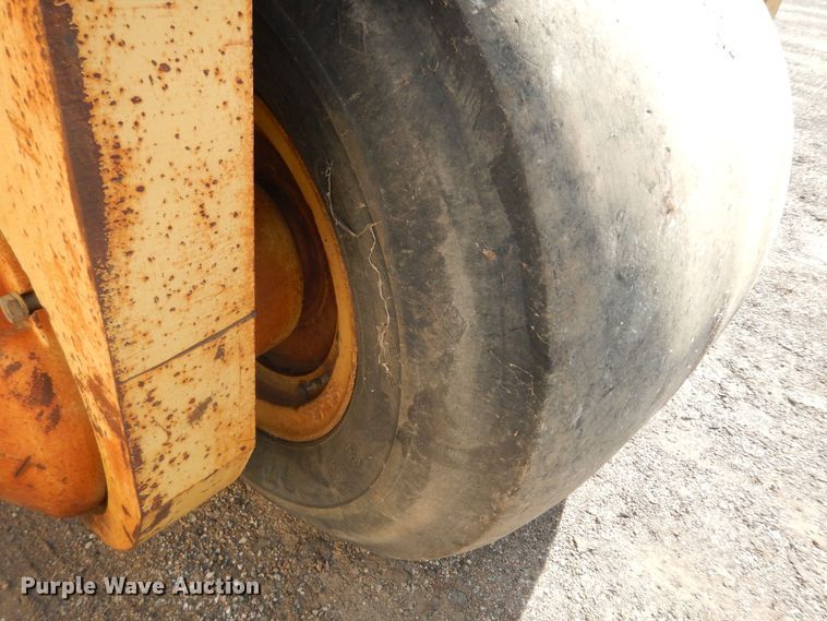 image for item DN1646 1985 Hyster C612B  single drum vibratory roller