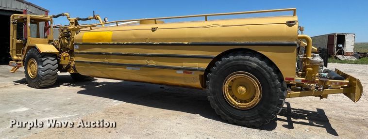 image for item DN5002 1988 Caterpillar 613C  water wagon