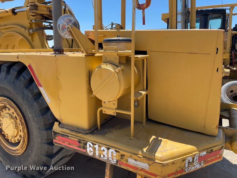 image for item DN5002 1988 Caterpillar 613C  water wagon