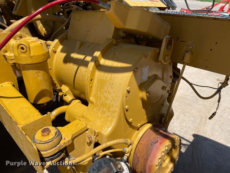 image for item DN5002 1988 Caterpillar 613C  water wagon