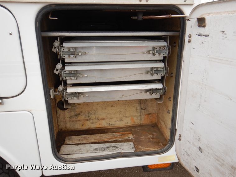 image for item DN7300 2008 Ford F450 Super Duty XL  utility / service truck