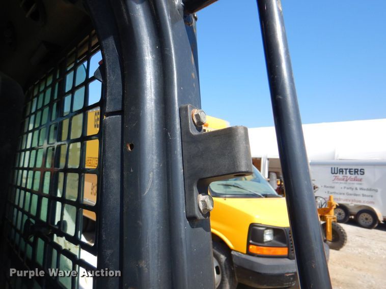 image for item DP4295 2016 Bobcat S650  skid steer loader