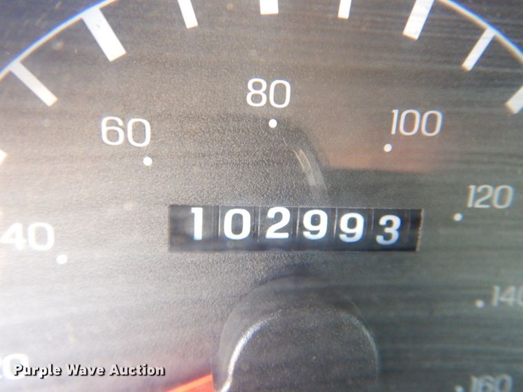 image for item DP4302 2009 Ford F750 Super Duty  vacuum truck