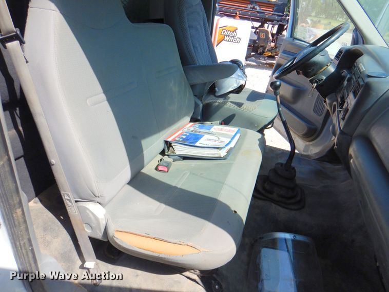 image for item DP4302 2009 Ford F750 Super Duty  vacuum truck