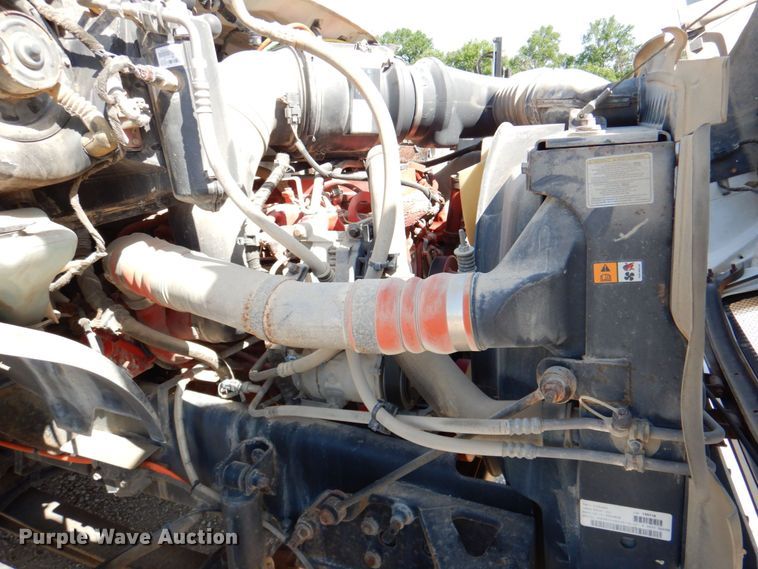 image for item DP4302 2009 Ford F750 Super Duty  vacuum truck