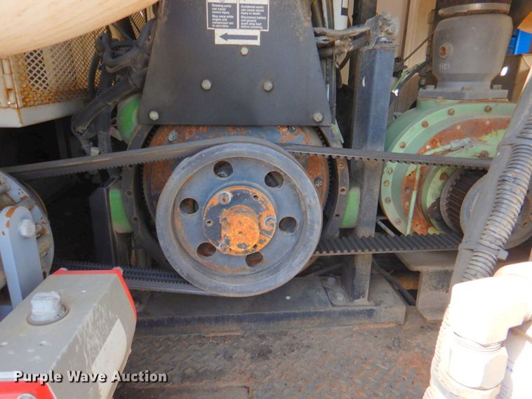 image for item DP4302 2009 Ford F750 Super Duty  vacuum truck