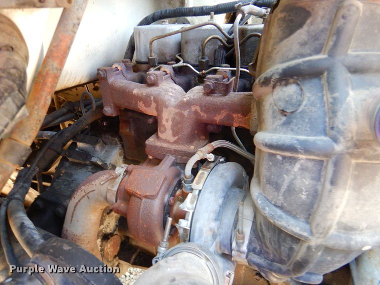 image for item DP4306 1992 Ford F700  flatbed truck