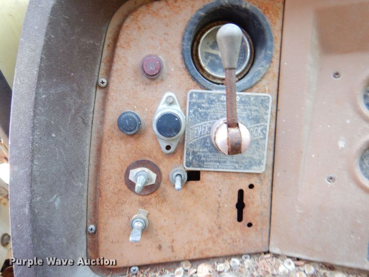 image for item DP4307 1978 Ford 8000  flatbed truck