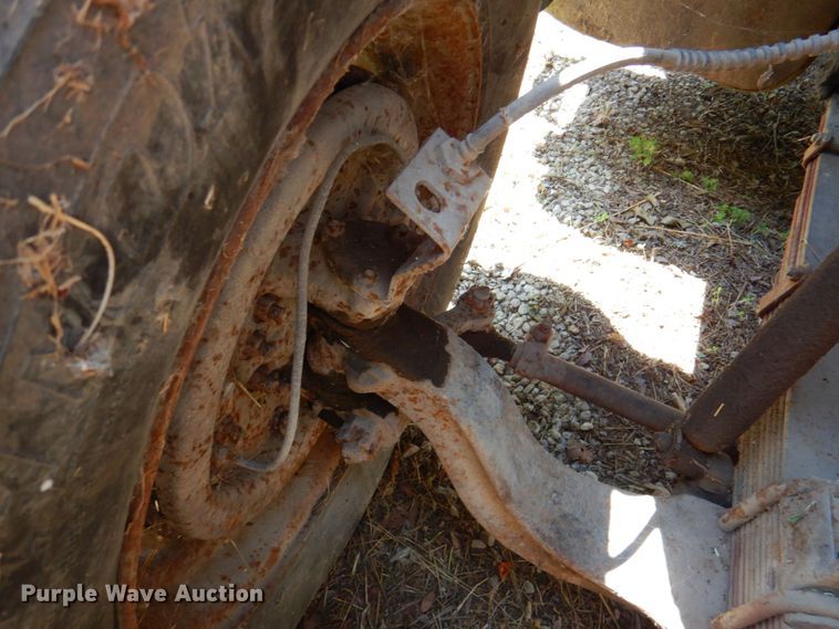 image for item DP4307 1978 Ford 8000  flatbed truck