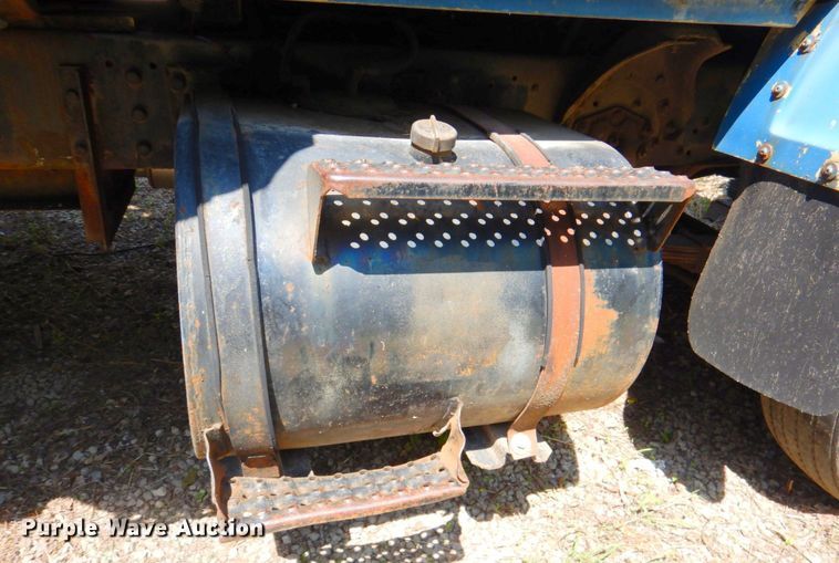 image for item DP4307 1978 Ford 8000  flatbed truck