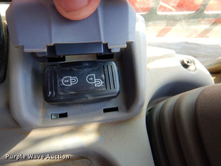 image for item DP4310 2020 Kubota SVL95-2S  tracked skid steer loader