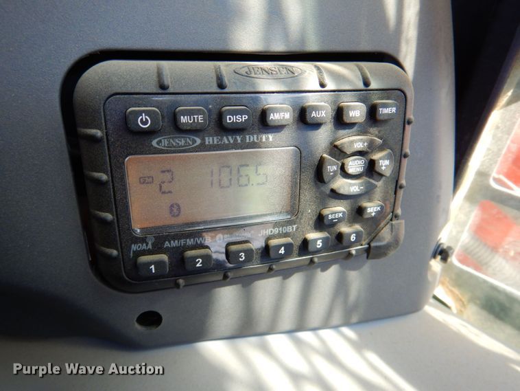 image for item DP4310 2020 Kubota SVL95-2S  tracked skid steer loader